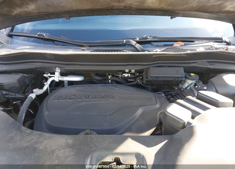 2021 HONDA PASSPORT VIN: 5FNYF8H51MB024623