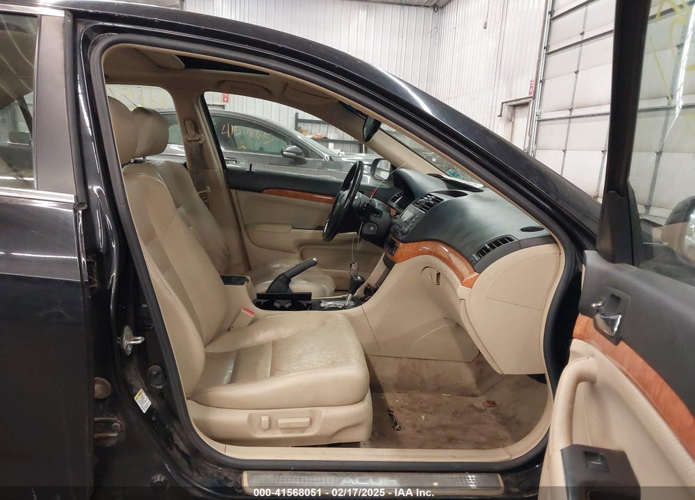 2005 ACURA TSX VIN: JH4CL96825C029350
