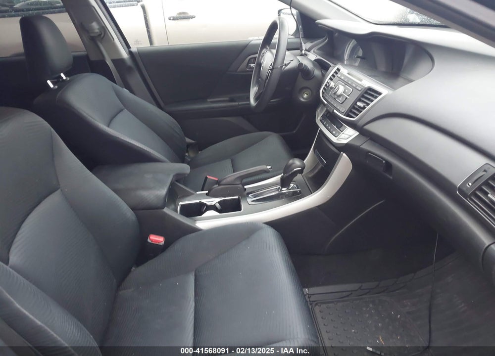 2014 HONDA ACCORD VIN: 1HGCR2F31EA090942