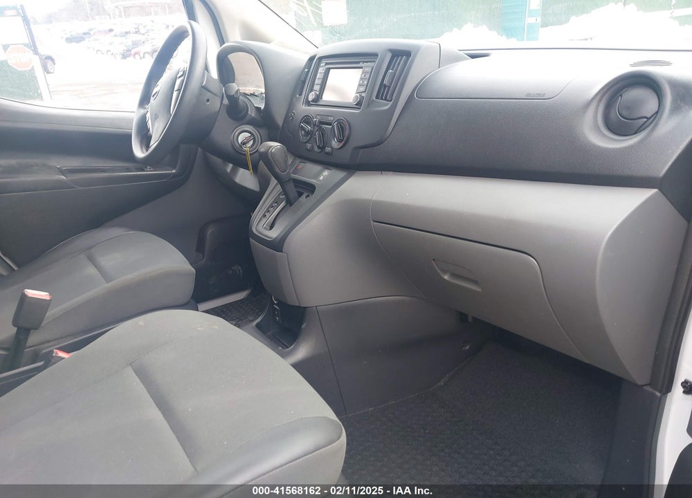 2018 NISSAN NV200 SV VIN: 3N6CM0KN8JK696575