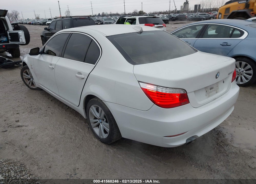 2010 BMW 528 VIN: WBANV1C52AC444725