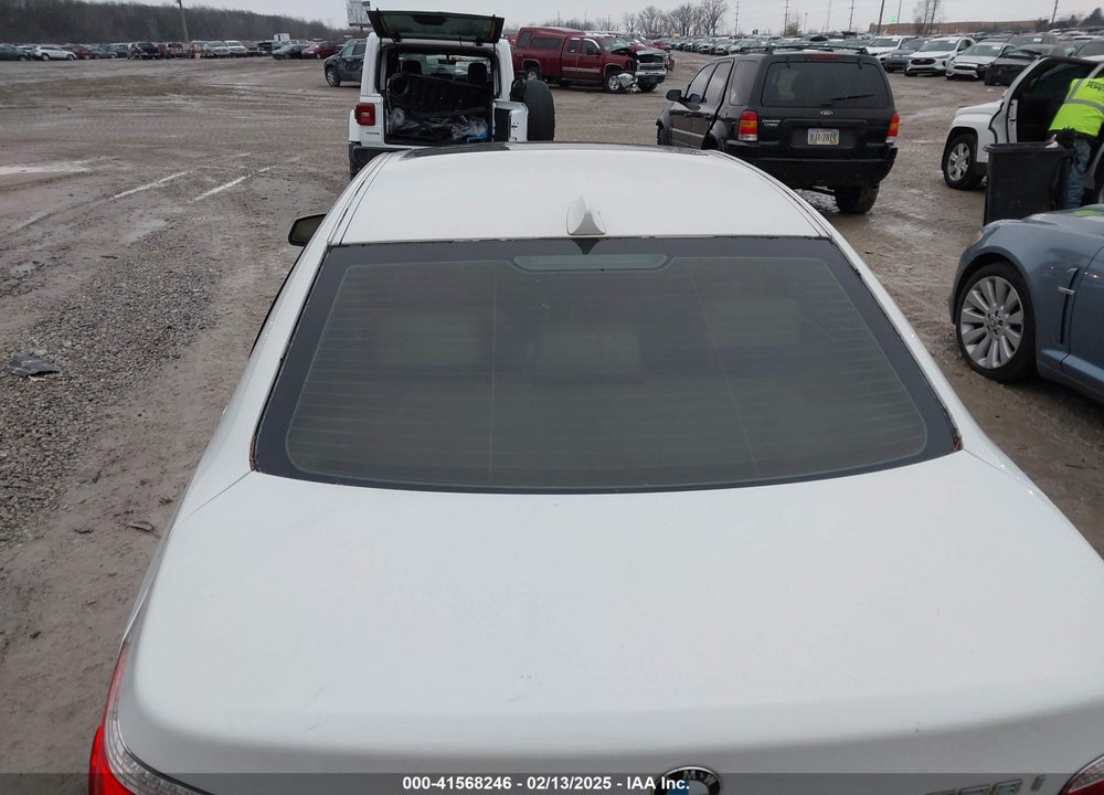 2010 BMW 528 VIN: WBANV1C52AC444725