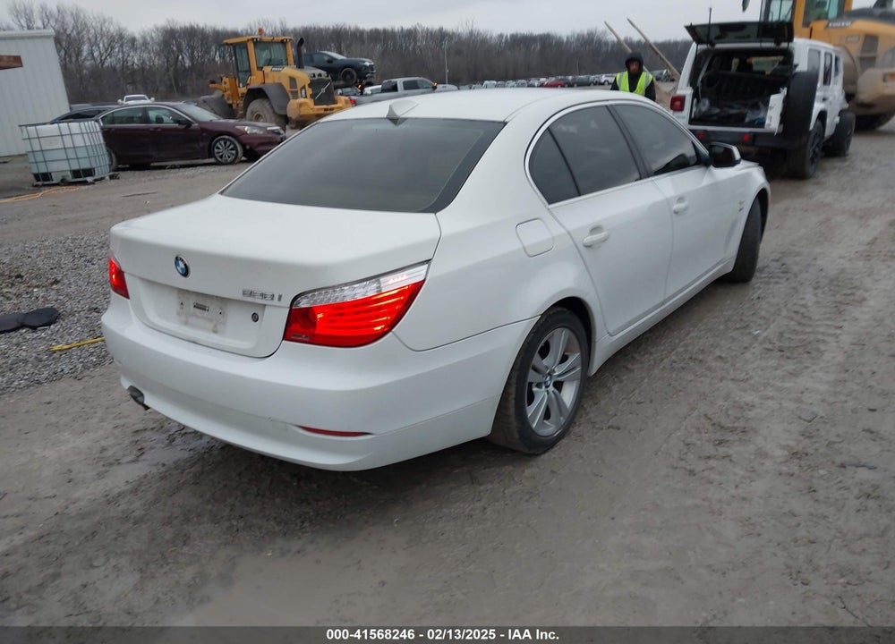 2010 BMW 528 VIN: WBANV1C52AC444725