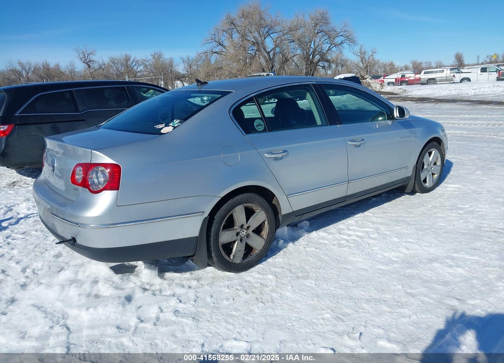 2008 VOLKSWAGEN PASSAT KOMFORT VIN: WVWAK93C78E077956