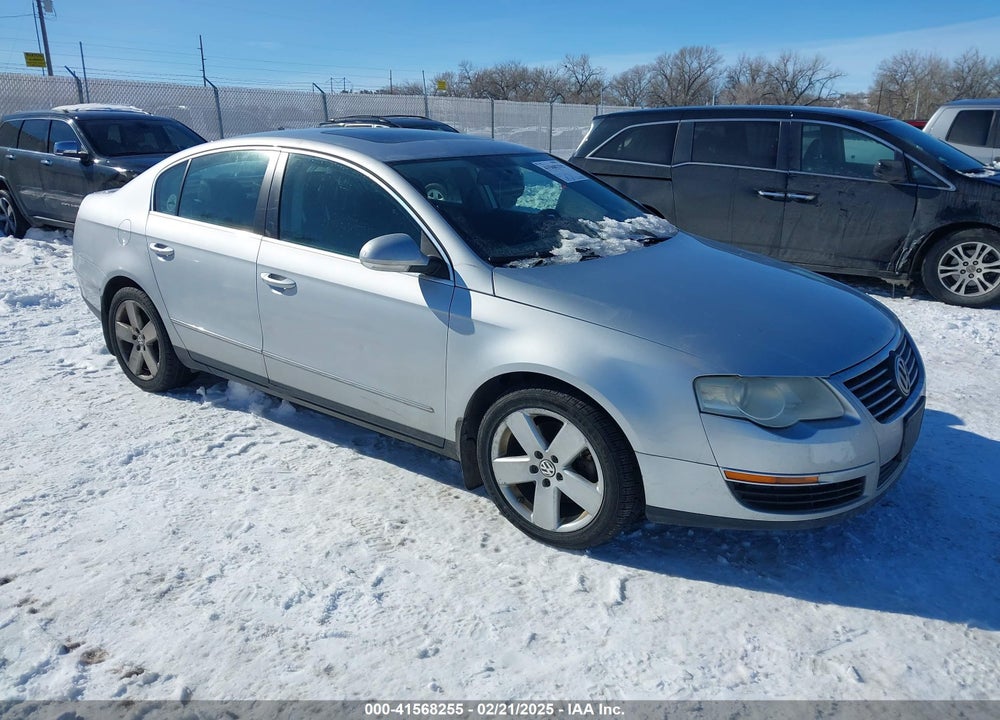 2008 VOLKSWAGEN PASSAT KOMFORT VIN: WVWAK93C78E077956