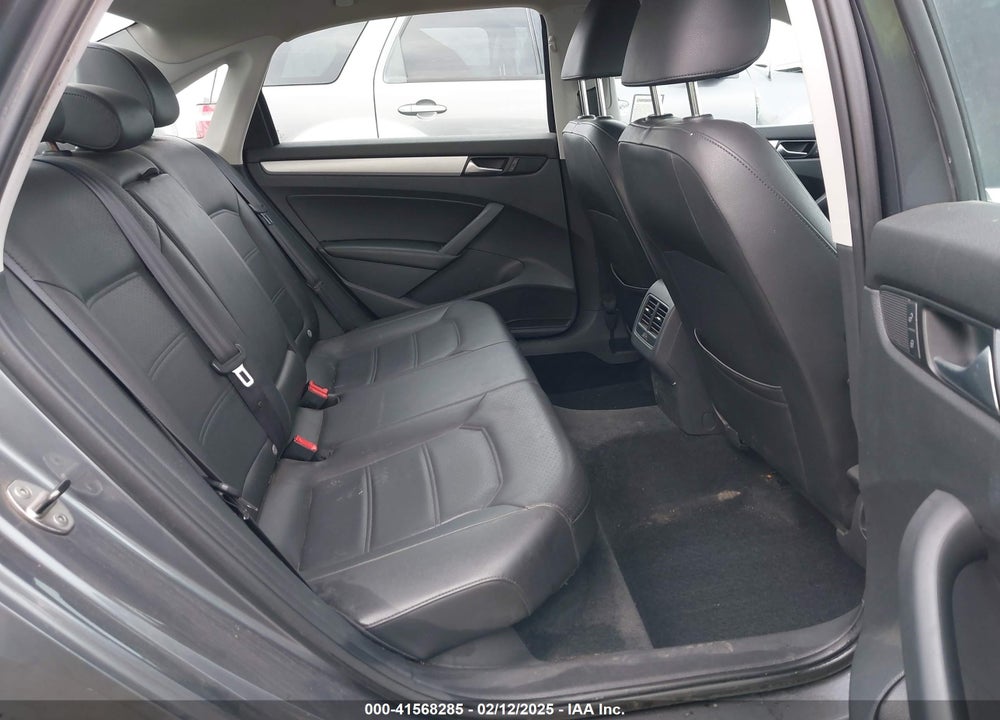 2013 VOLKSWAGEN PASSAT 2.5L SE VIN: 1VWBP7A34DC145601