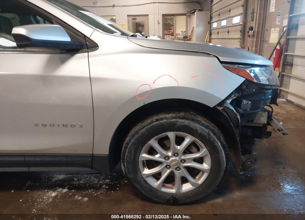 2018 CHEVROLET EQUINOX LT VIN: 3GNAXSEV4JS589085
