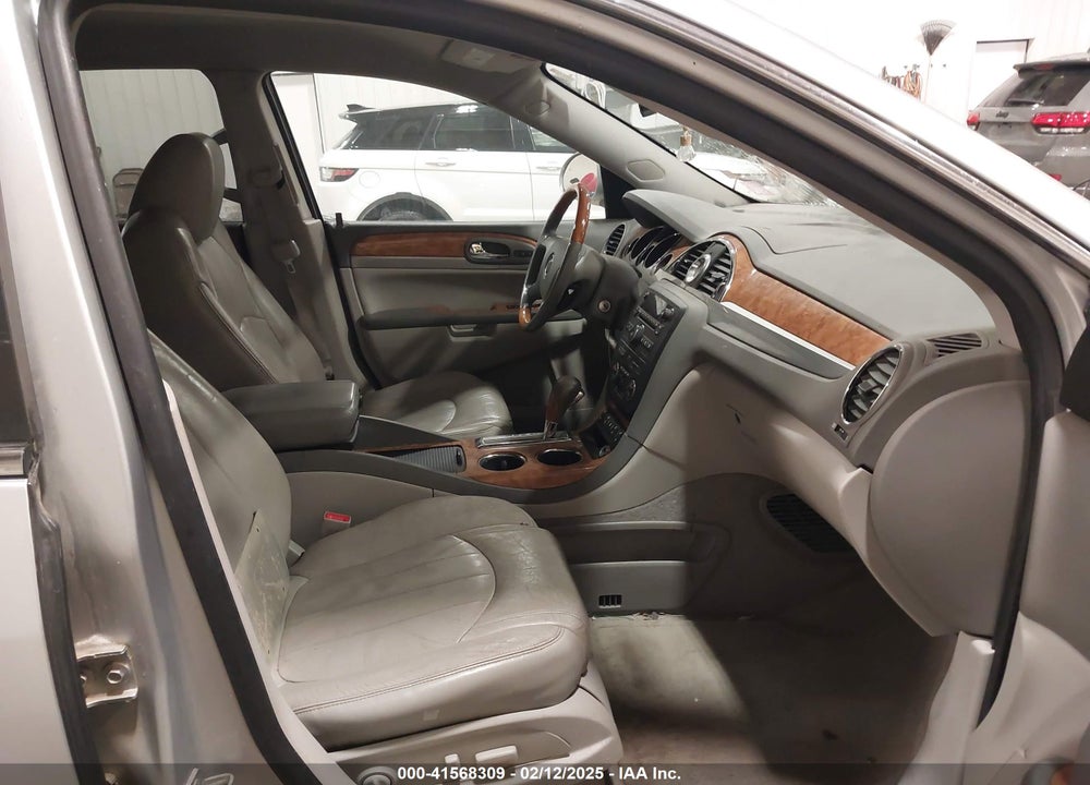 2011 BUICK ENCLAVE 1XL VIN: 5GAKVBED8BJ103683