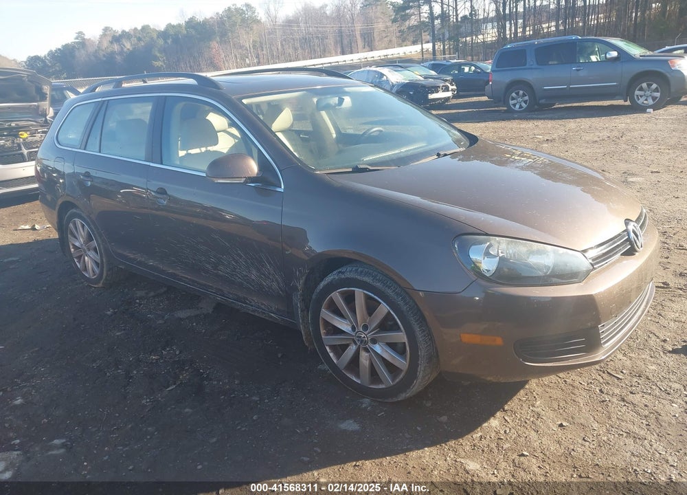 2011 VOLKSWAGEN JETTA SPORTWAGEN 2.0L TDI VIN: 3VWML7AJ2BM700012