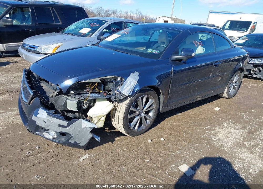 2013 VOLVO C70 VIN: YV1672MC0DJ138797