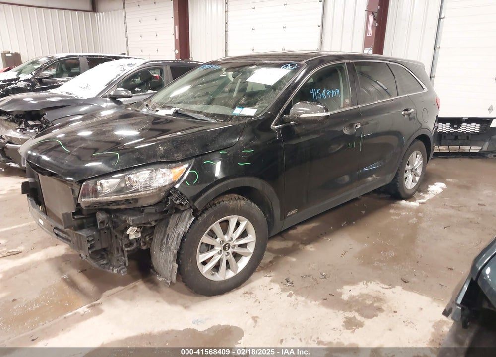 2019 KIA SORENTO 3.3L LX VIN: 5XYPGDA58KG441545