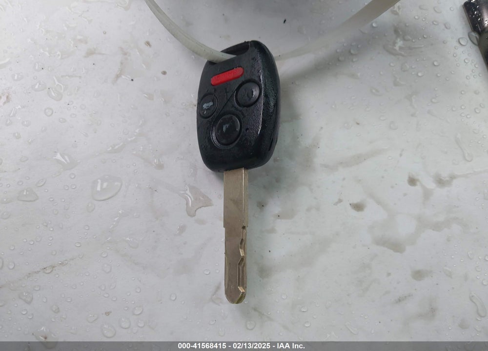 2011 HONDA CIVIC LX VIN: 2HGFA1F57BH507994
