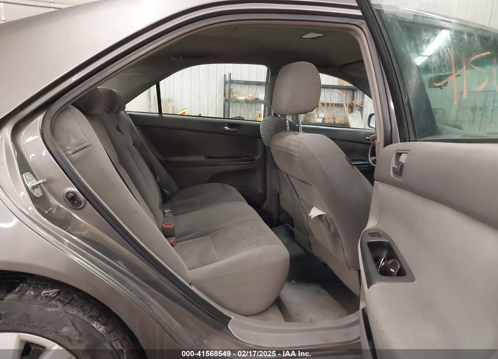 2005 TOYOTA CAMRY LE VIN: 4T1BE30K15U640131
