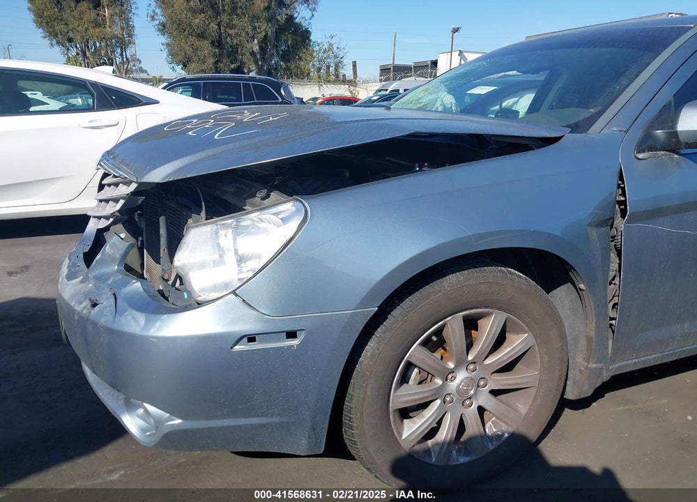 2010 CHRYSLER SEBRING LIMITED VIN: 1C3CC5FB3AN120121