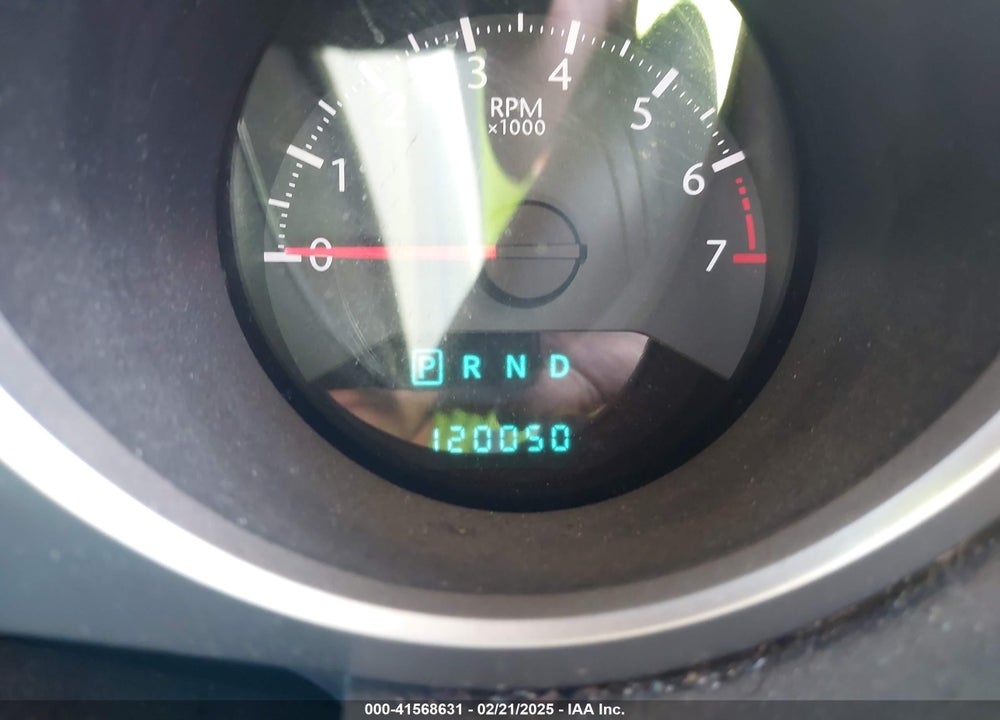 2010 CHRYSLER SEBRING LIMITED VIN: 1C3CC5FB3AN120121