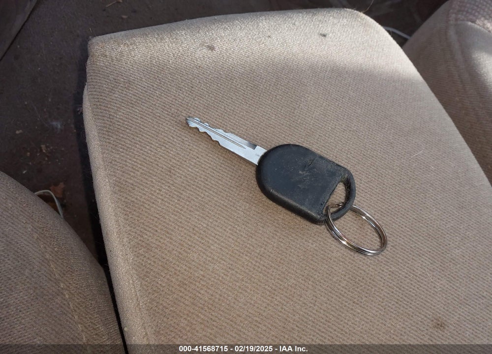 2001 FORD TAURUS SES VIN: 1FAFP55U21G219295