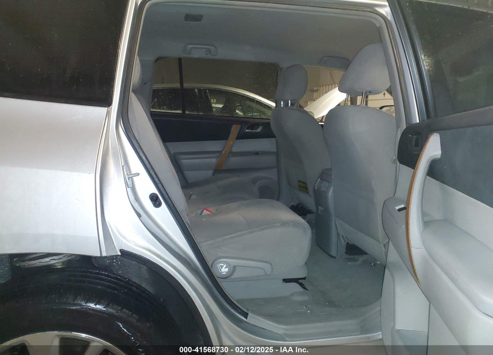 2008 TOYOTA HIGHLANDER HYBRID VIN: JTEEW41A882009141