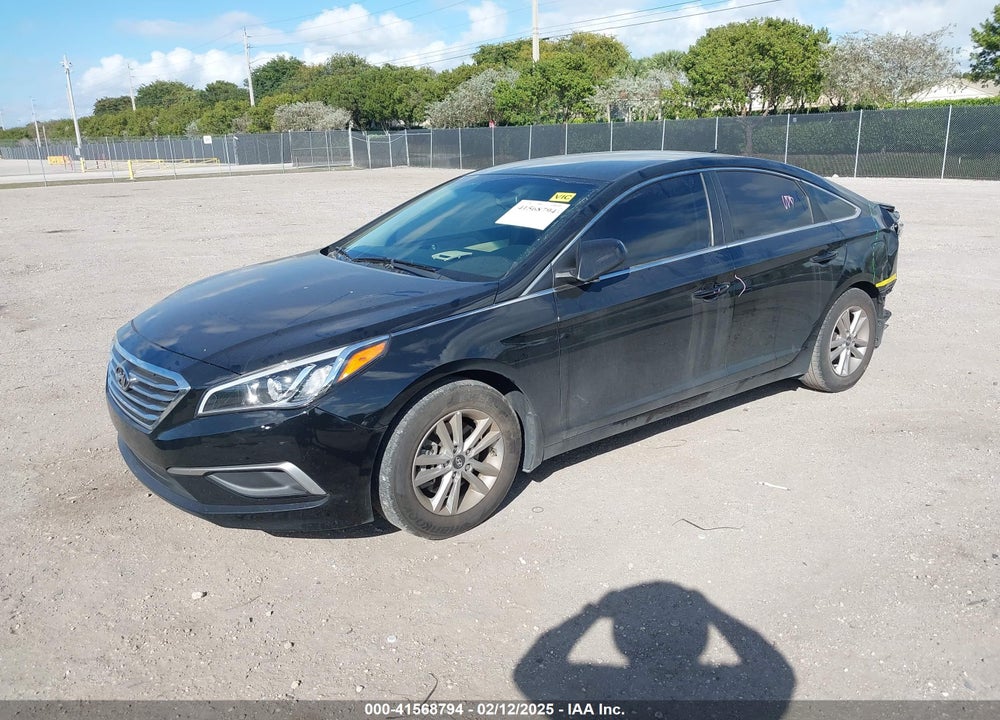 2017 HYUNDAI SONATA VIN: 5NPE24AF8HH526143