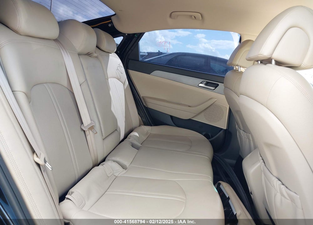 2017 HYUNDAI SONATA VIN: 5NPE24AF8HH526143