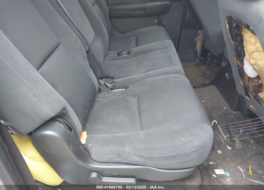 2009 CHEVROLET SUBURBAN 1500 LS VIN: 1GNFK16309R259972