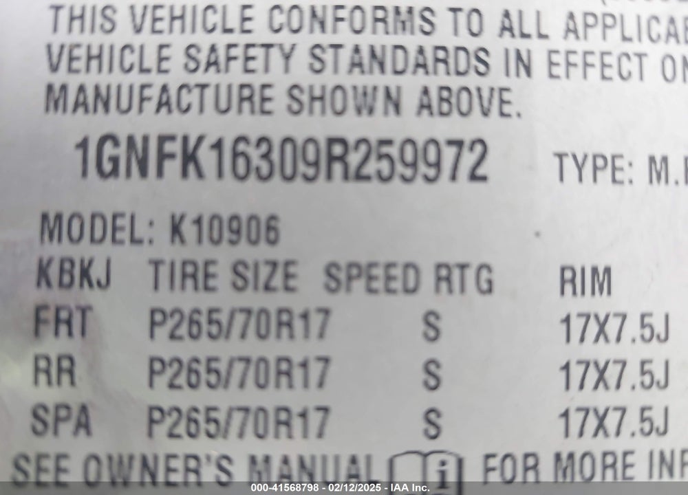 2009 CHEVROLET SUBURBAN 1500 LS VIN: 1GNFK16309R259972