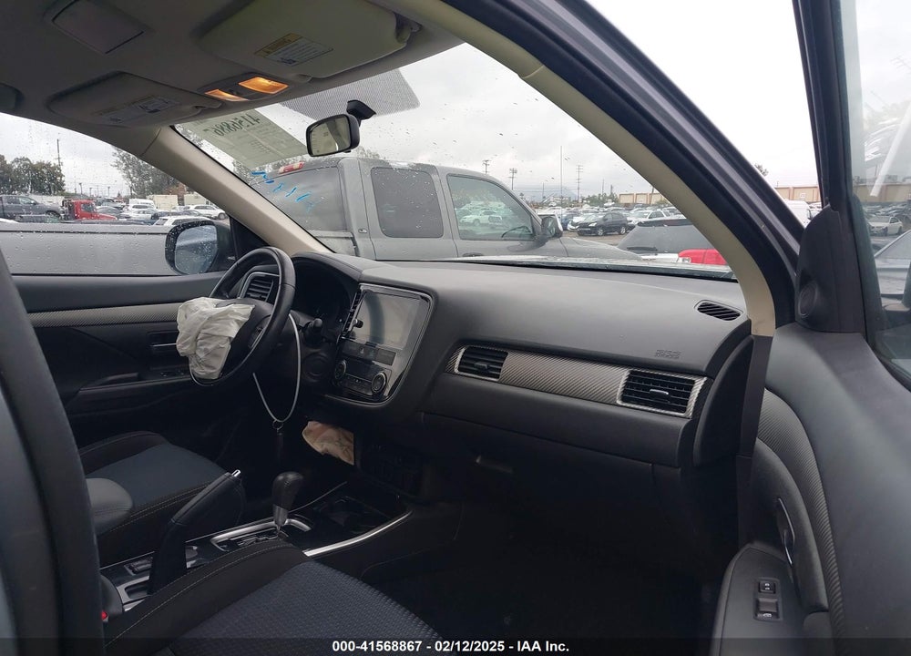 2017 MITSUBISHI OUTLANDER SE/SEL VIN: JA4AD3A34HZ044135