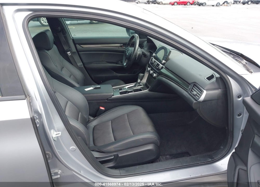 2021 HONDA ACCORD VIN: 1HGCV1F33MA025711