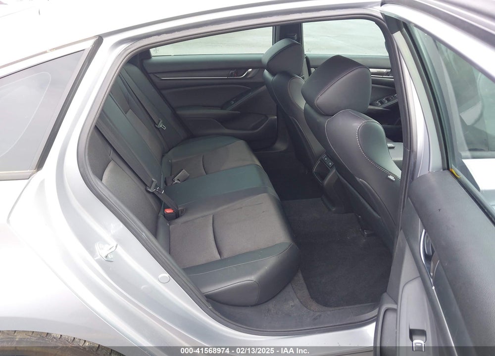 2021 HONDA ACCORD VIN: 1HGCV1F33MA025711