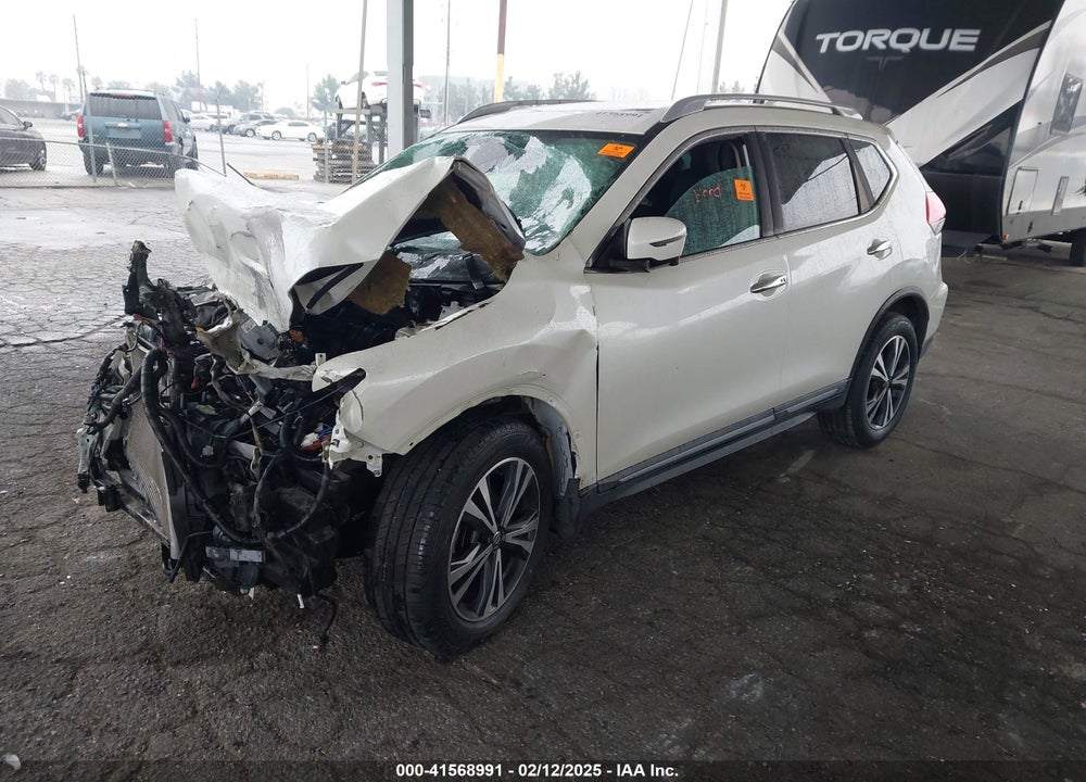 2017 NISSAN ROGUE SL VIN: 5N1AT2MT0HC876391