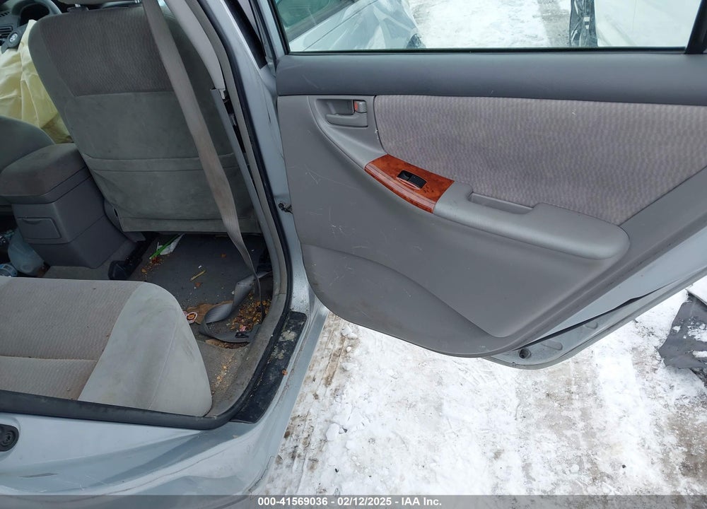 2007 TOYOTA COROLLA VIN: 2T1BR32E77C784945