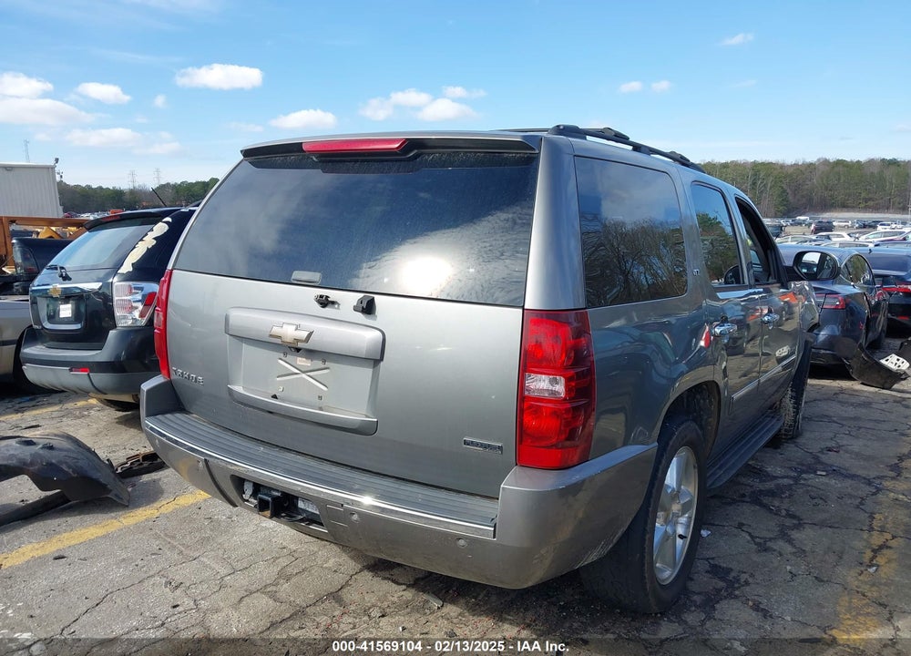 2009 CHEVROLET TAHOE VIN: 1GNFK33029R143324