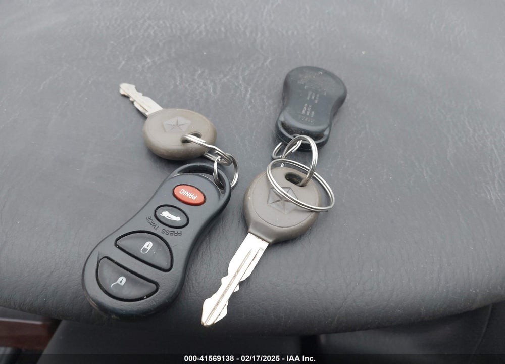 2000 CHRYSLER 300M VIN: 2C3HE66G9YH437700