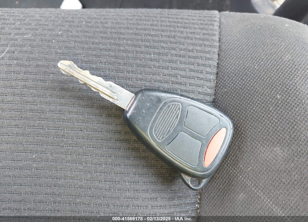 2008 MITSUBISHI RAIDER LS VIN: 1Z7HC28K88S588455