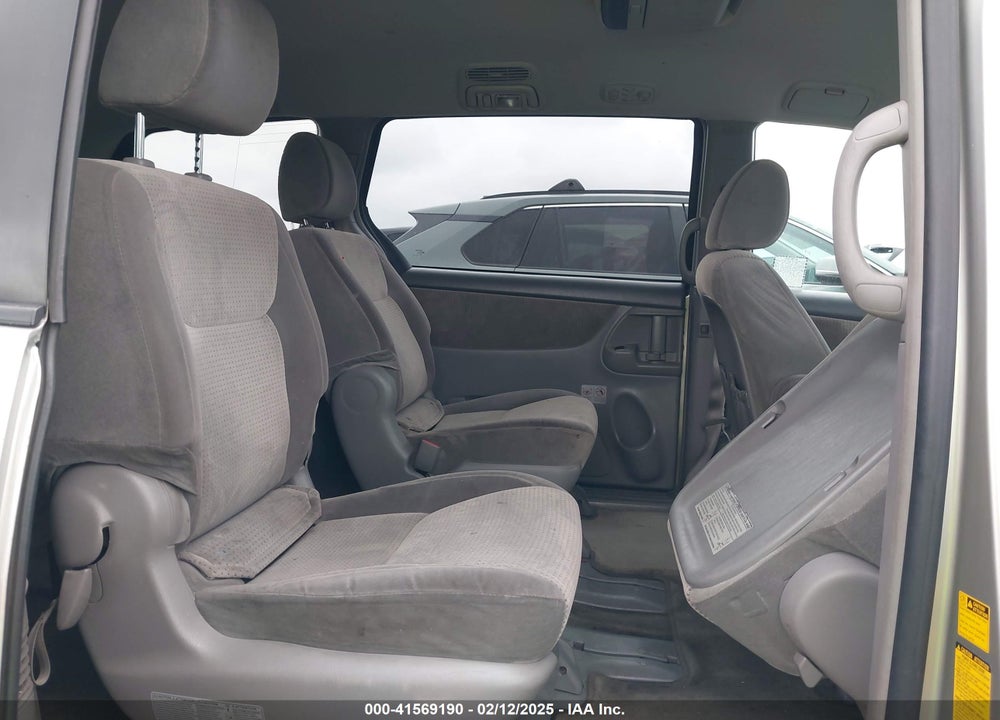 2010 TOYOTA SIENNA LE VIN: 5TDKK4CC5AS322812