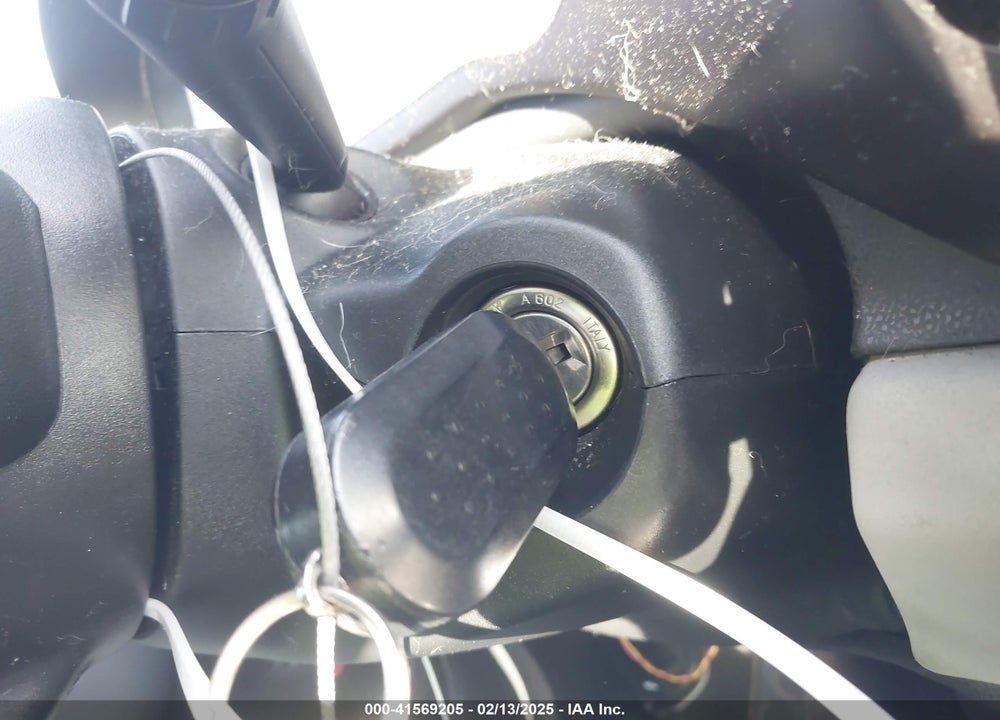 2014 FIAT 500L VIN: ZFBCFABH8EZ001830