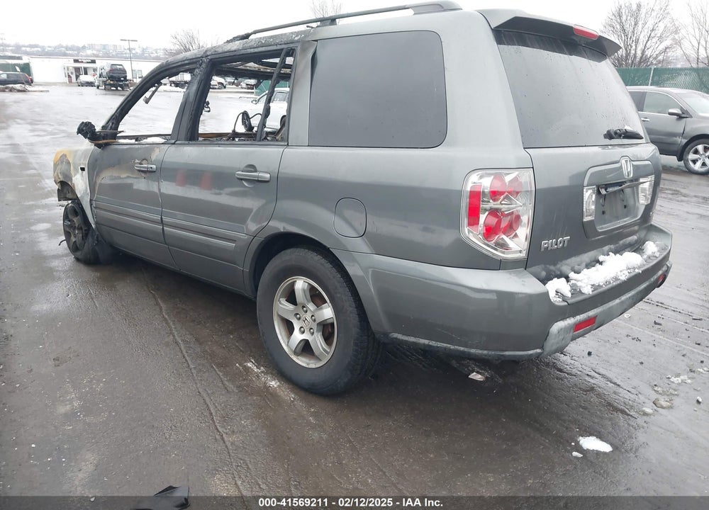 2008 HONDA PILOT EX-L VIN: 5FNYF18538B049102