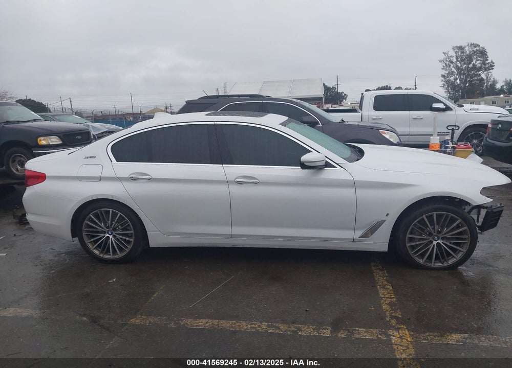 2018 BMW 530E VIN: WBAJA9C54JB250177