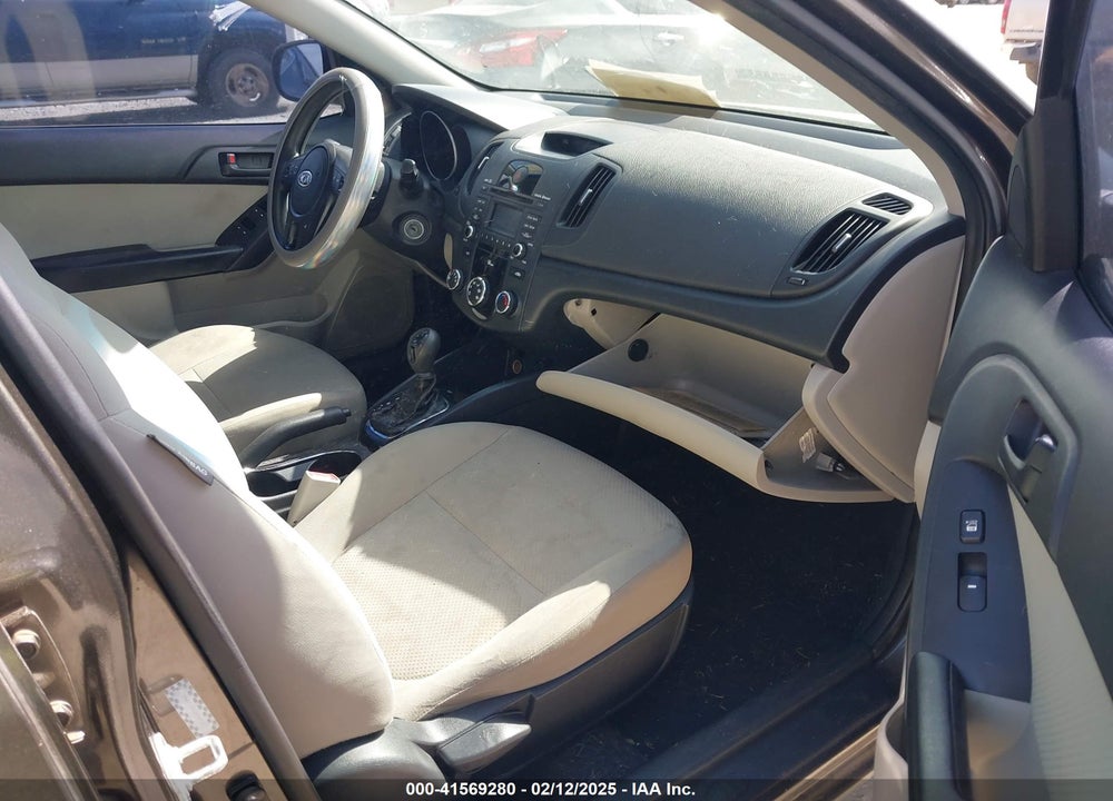 2011 KIA FORTE VIN: KNAFU4A29B5416931