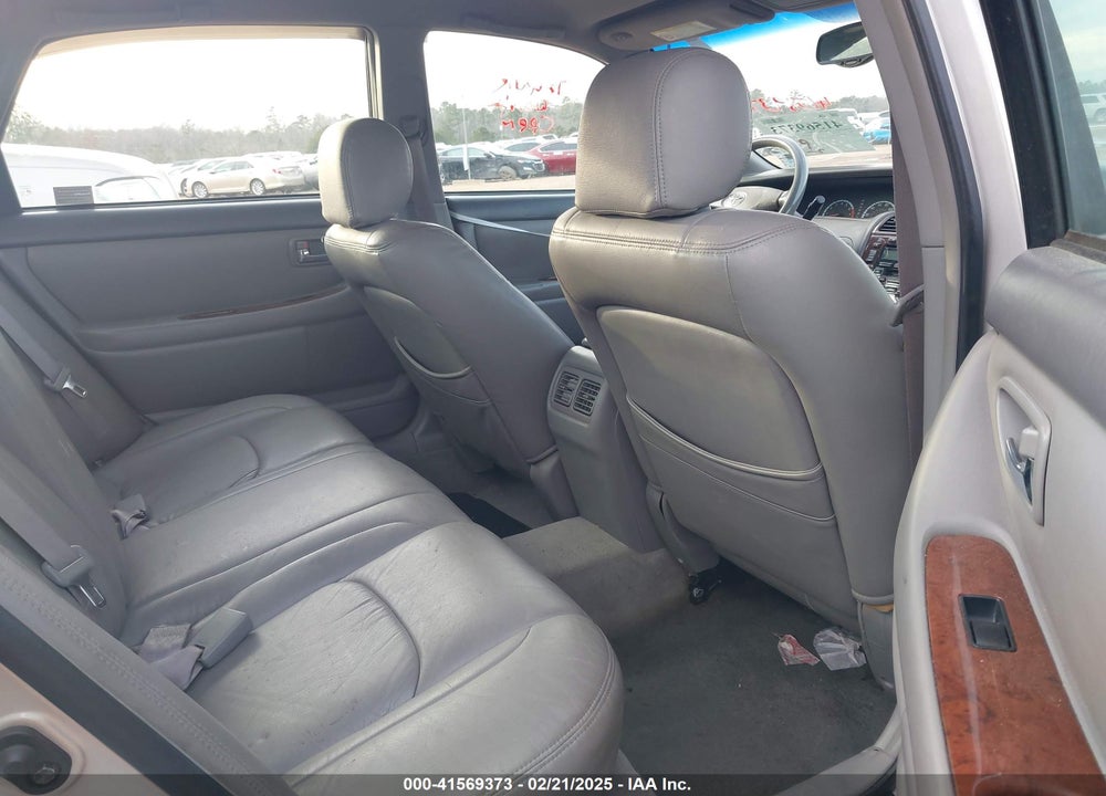 2002 TOYOTA AVALON XLS VIN: 4T1BF28B82U205176