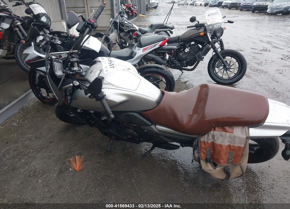 2015 HONDA CTX700 ND VIN: JH2RC6856FK100108