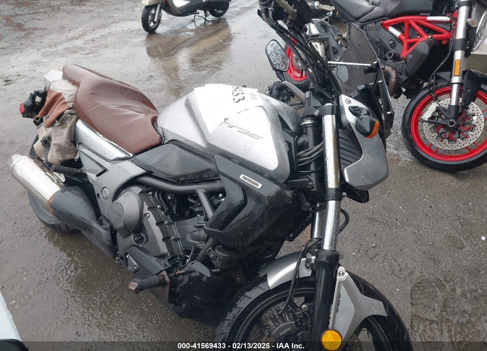 2015 HONDA CTX700 ND VIN: JH2RC6856FK100108
