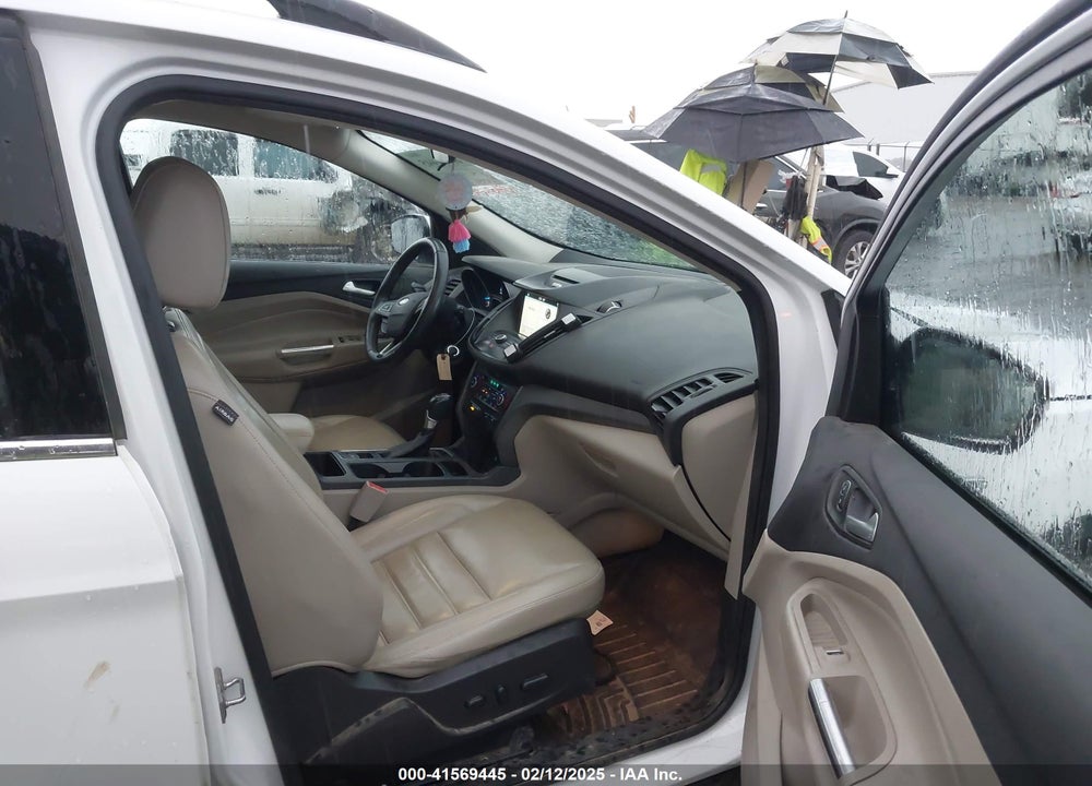2017 FORD ESCAPE VIN: 1FMCU9G92HUA26299