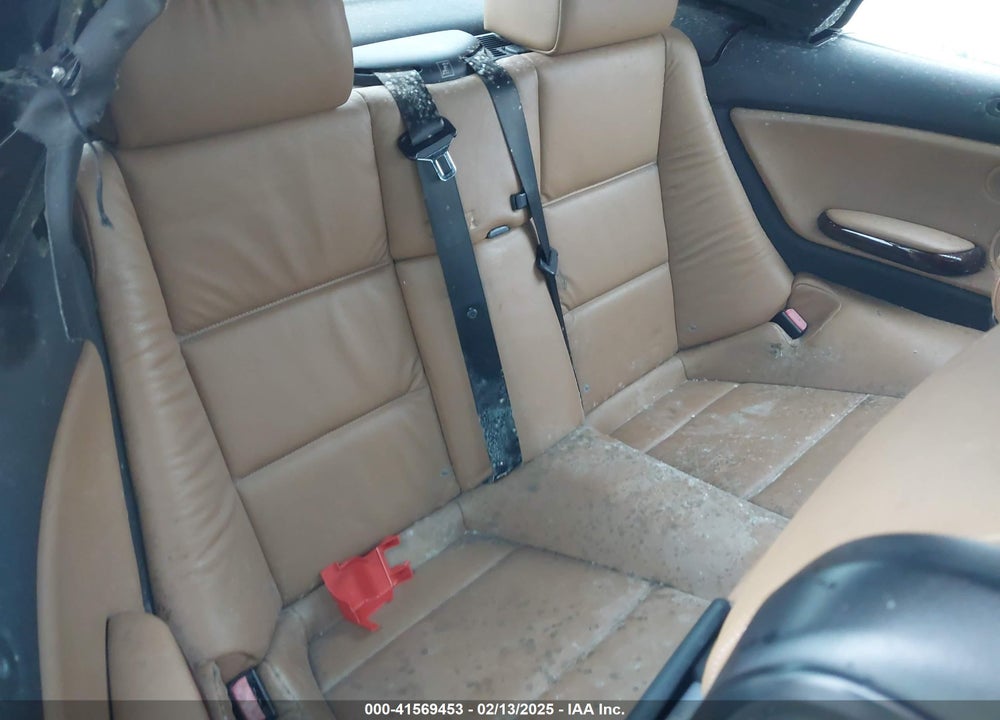 2006 BMW 330CI VIN: WBABW53496PZ43018