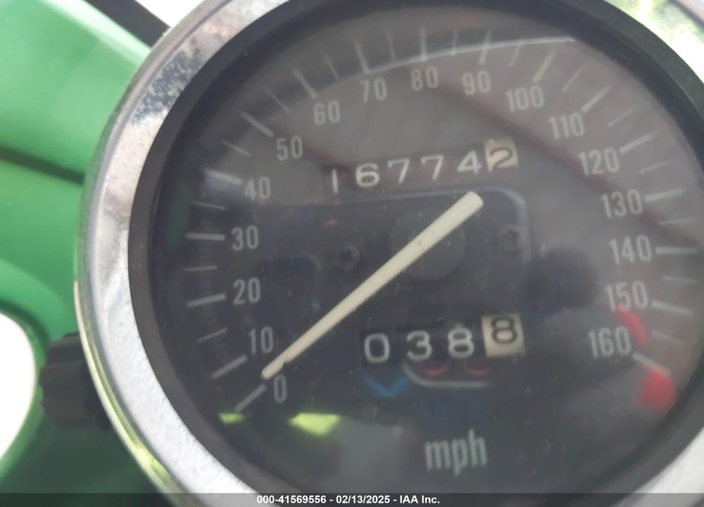 1999 KAWASAKI ZR1100 C VIN: JKAZRBC13XA027382