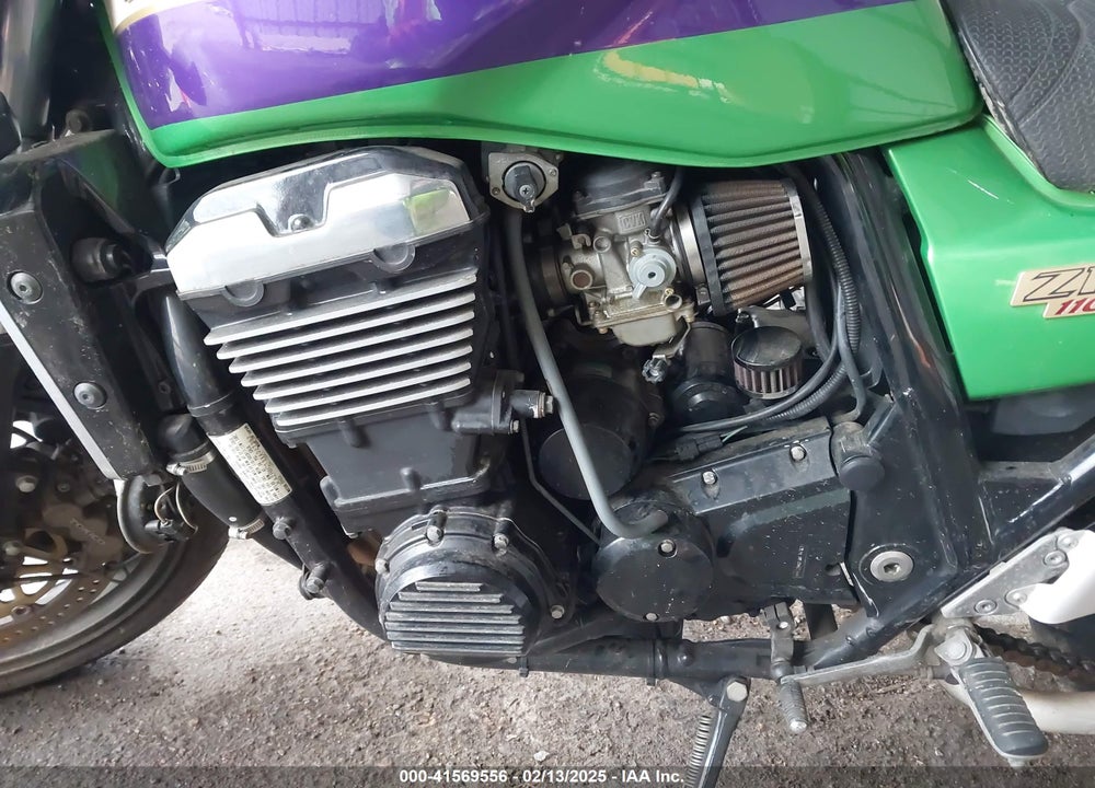 1999 KAWASAKI ZR1100 C VIN: JKAZRBC13XA027382