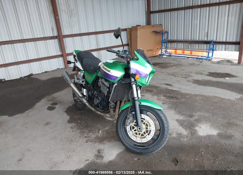 1999 KAWASAKI ZR1100 C VIN: JKAZRBC13XA027382