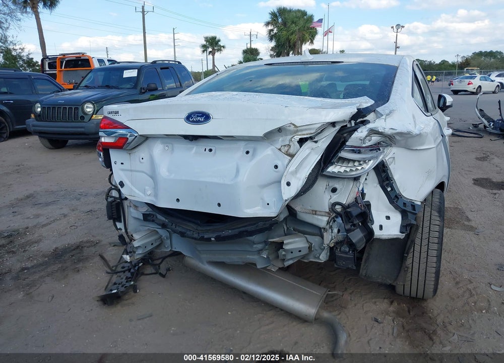 2019 FORD FUSION VIN: 3FA6P0LU7KR240949