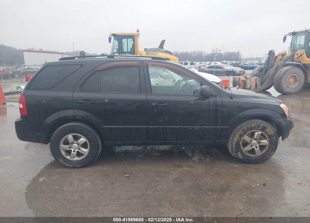 2008 KIA SORENTO VIN: KNDJC735485841748