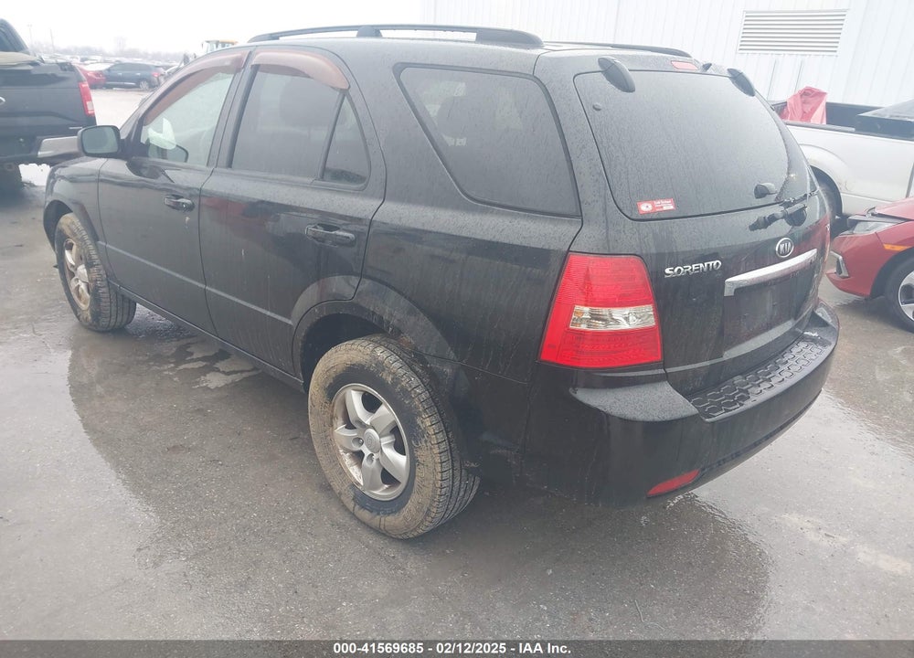 2008 KIA SORENTO VIN: KNDJC735485841748
