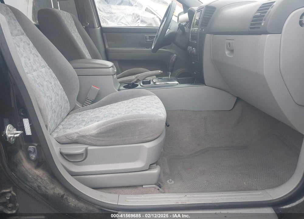 2008 KIA SORENTO VIN: KNDJC735485841748